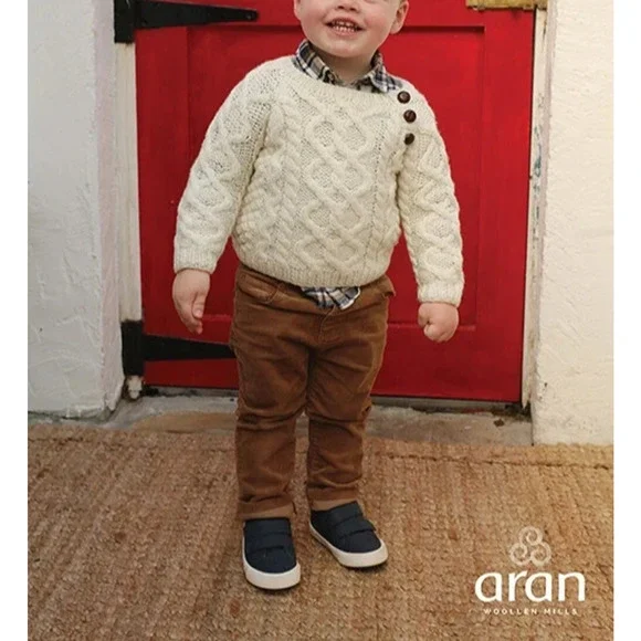 Aran Sweater Market 100% Merino Wool Sweater Shoulder Buttons Baby Size Small - Picture 15 of 15